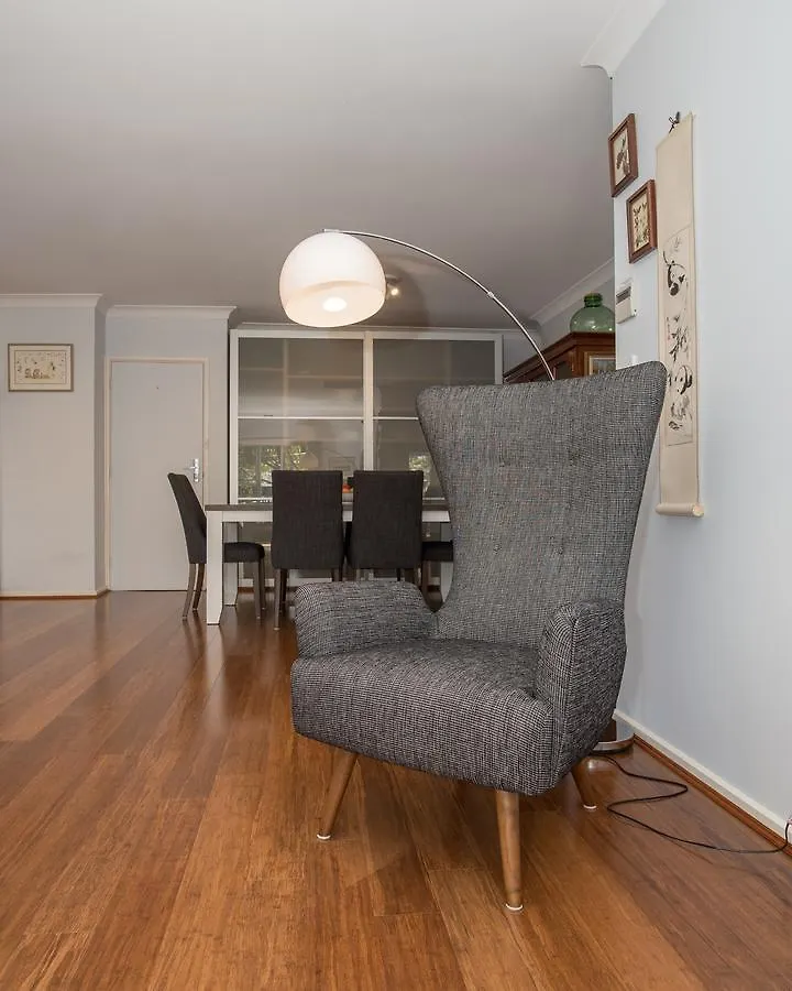 The White House Bed & Breakfast Kanberra Avustralya